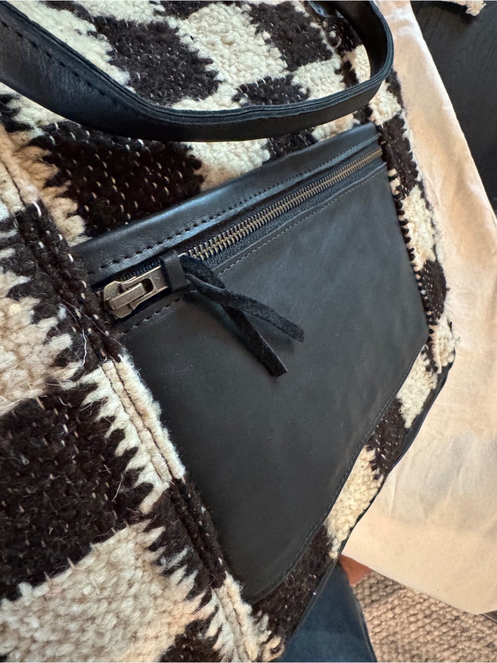 Nena & Co Brown and Cream Checkered Overnight Bag with Black Leather Trim - New! - Picture 13 of 17